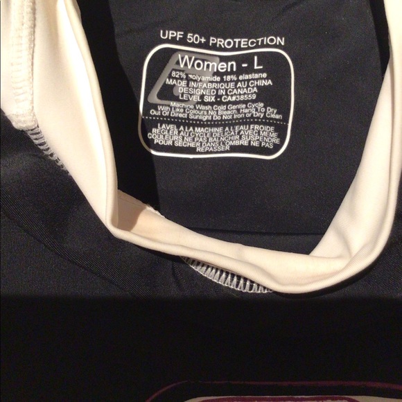 Level Six rashguard - Picture 2 of 4